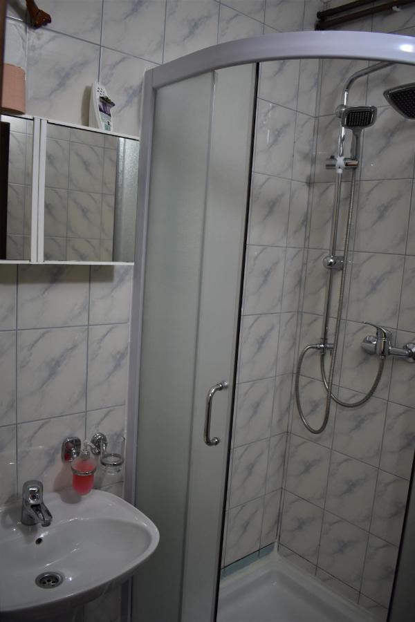 Apartments Sabljak Rakovica Exterior photo